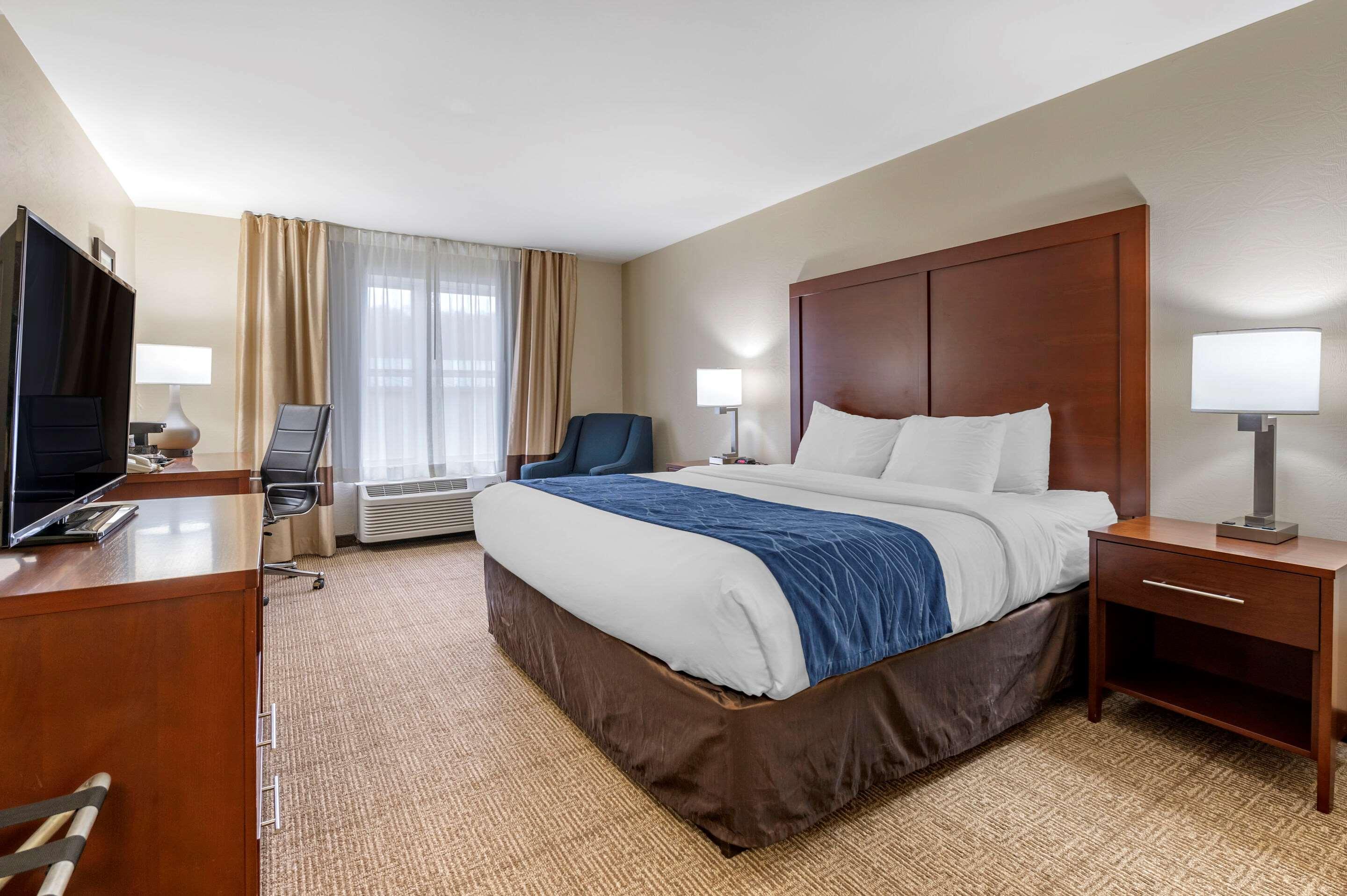 Comfort Inn & Suites Northern Kentucky Wilder Bagian luar foto