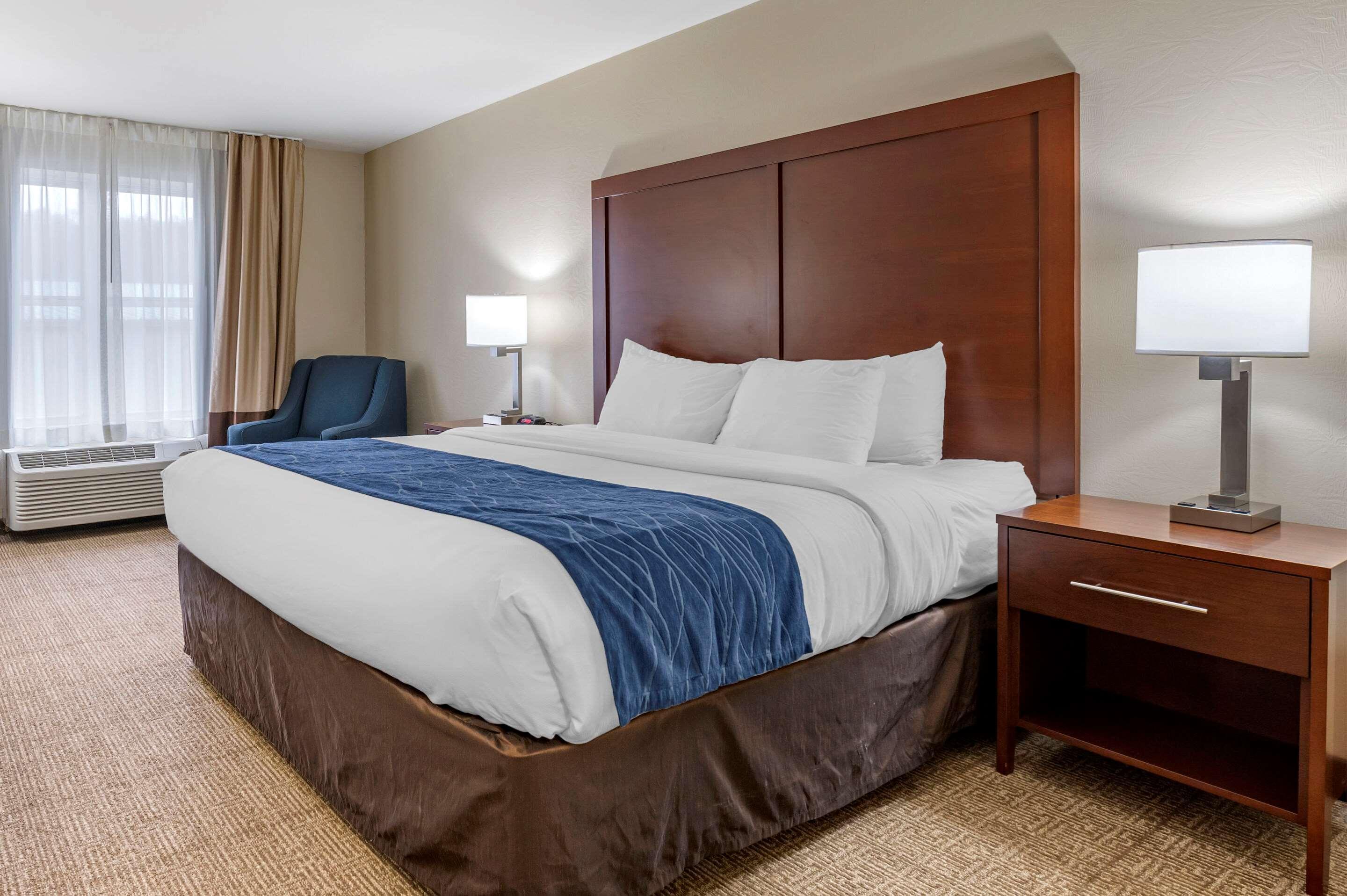 Comfort Inn & Suites Northern Kentucky Wilder Bagian luar foto