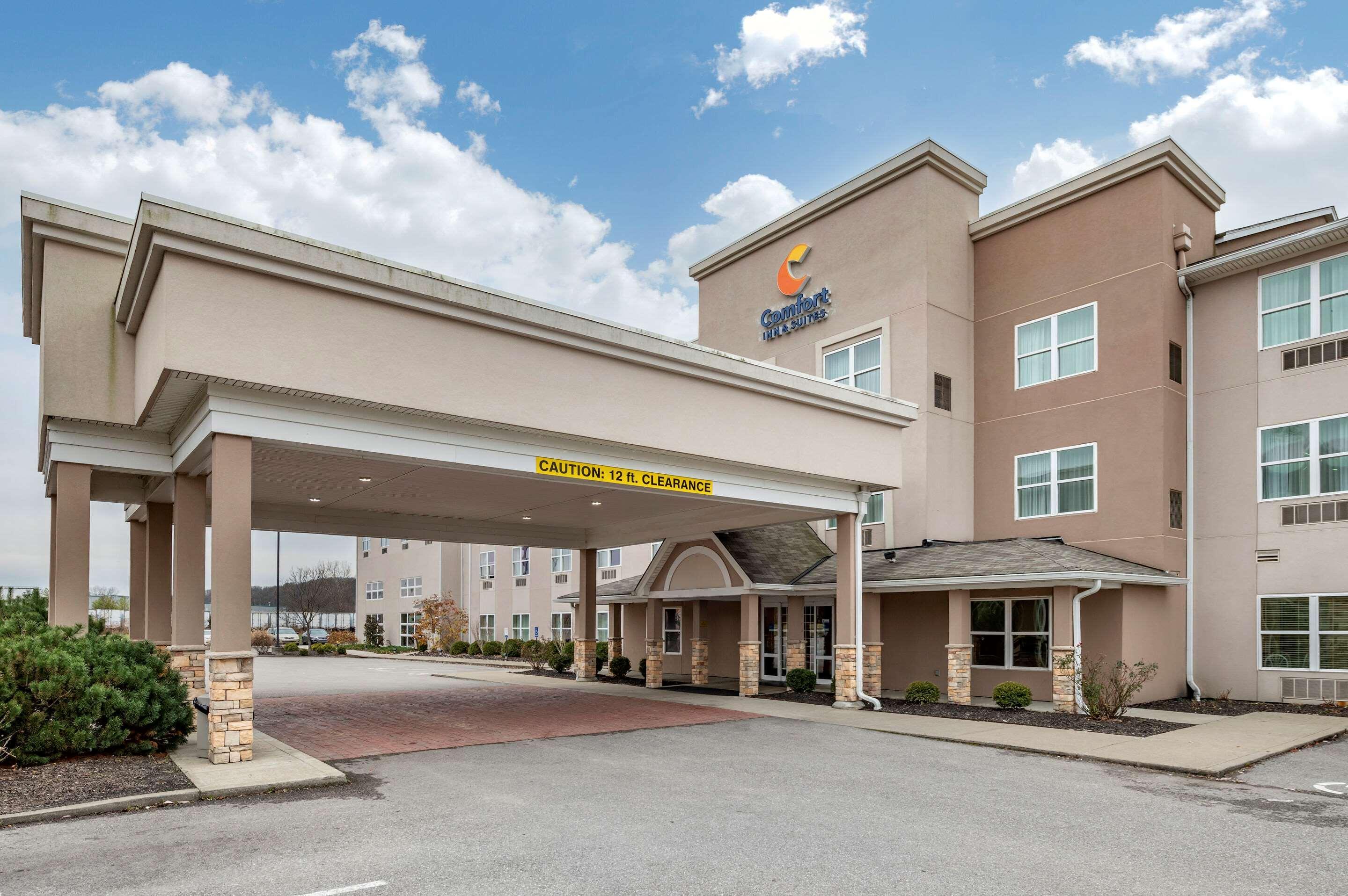 Comfort Inn & Suites Northern Kentucky Wilder Bagian luar foto