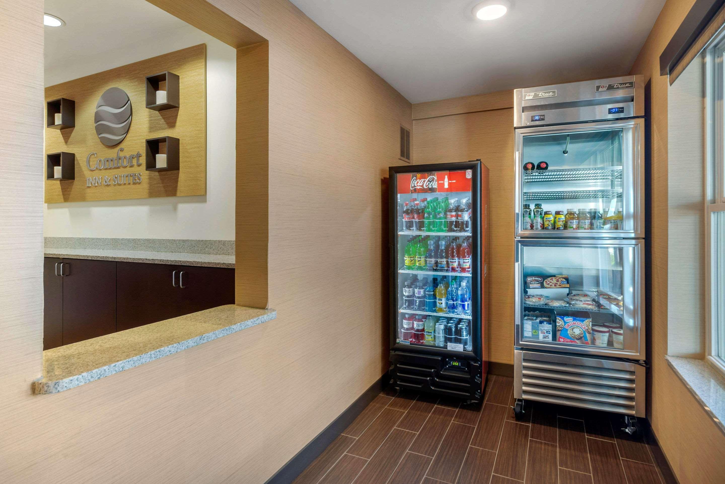 Comfort Inn & Suites Northern Kentucky Wilder Bagian luar foto