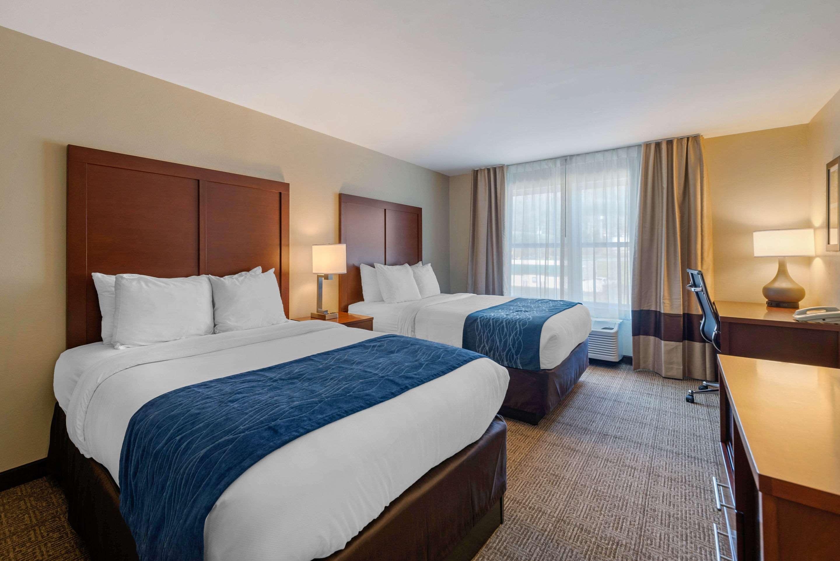 Comfort Inn & Suites Northern Kentucky Wilder Bagian luar foto