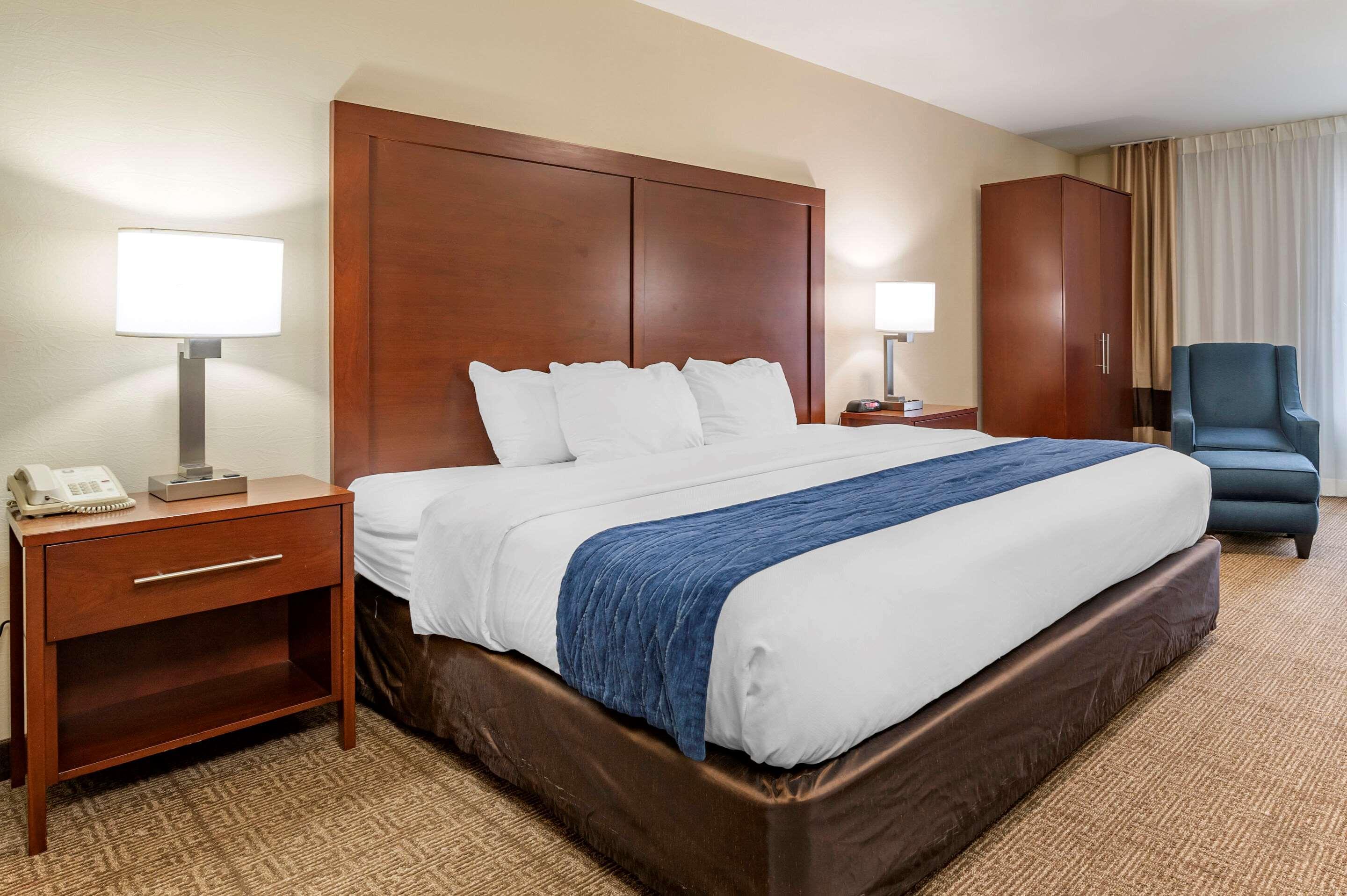 Comfort Inn & Suites Northern Kentucky Wilder Bagian luar foto